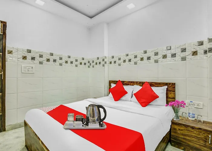 Hotel O New Singh